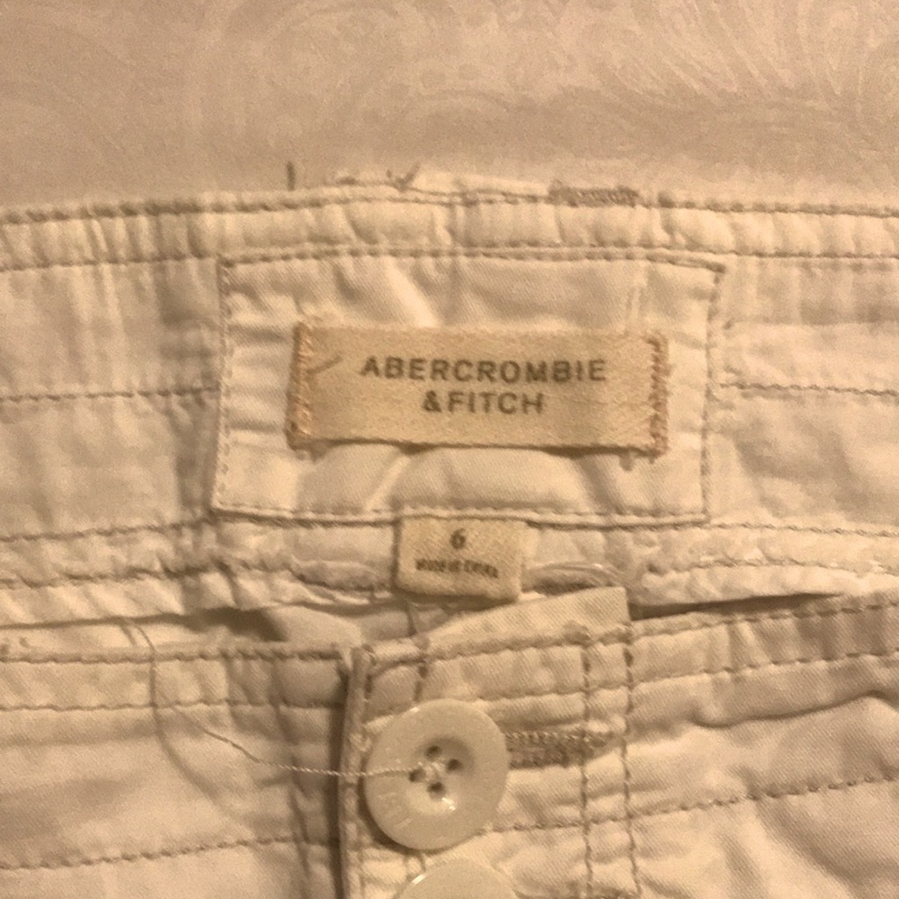 Abercrombie and fisher size 6